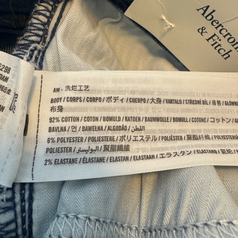 Abercrombie & Fitch The Flare Ultra High Rise Medium‎ Wash Jean Size 30/10R - Picture 12 of 14